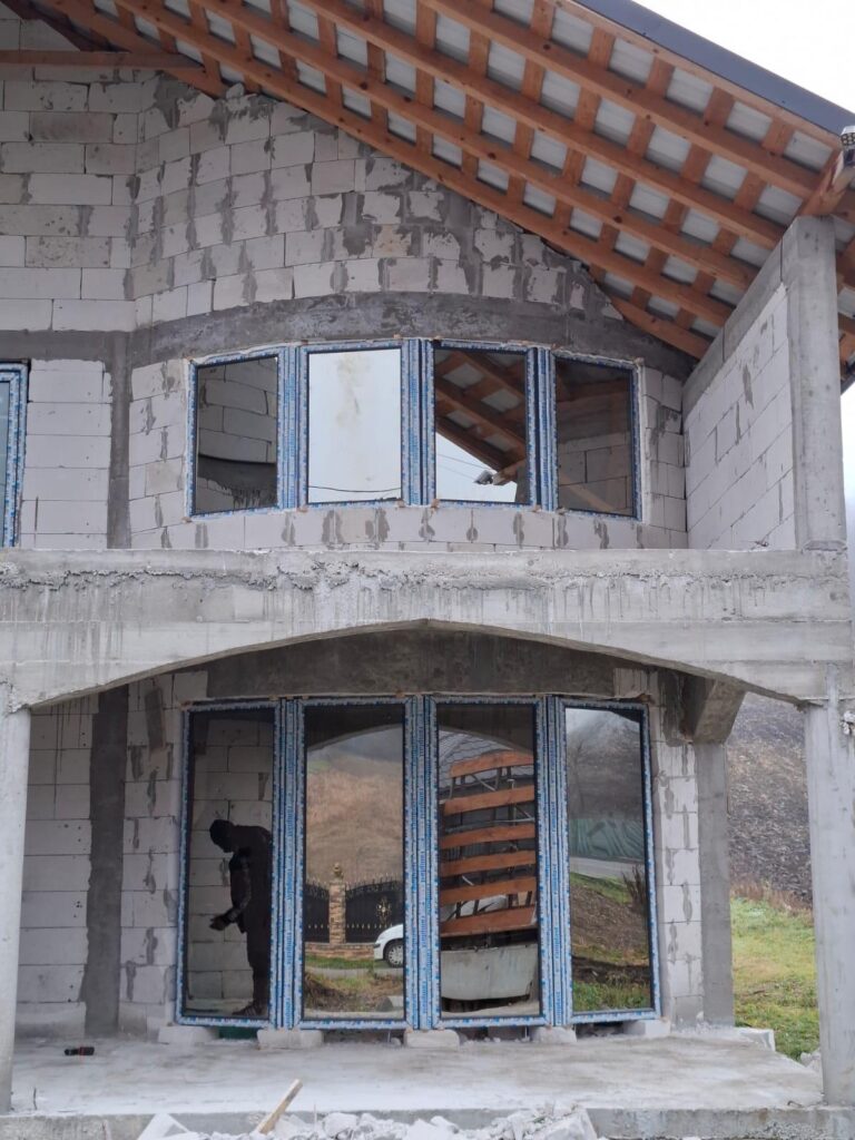 Despre noi – PVC & Aluminiu Systems
